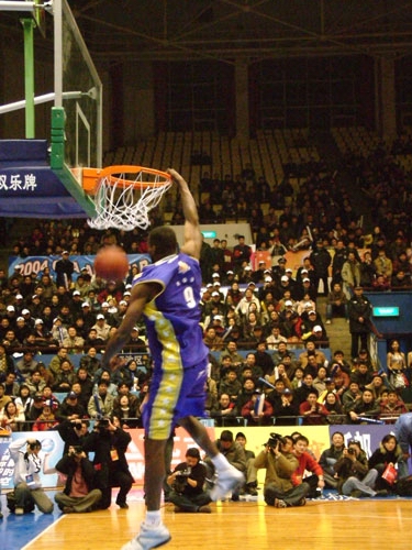 VI设计：如何用视觉设计实现品牌形象一致性？